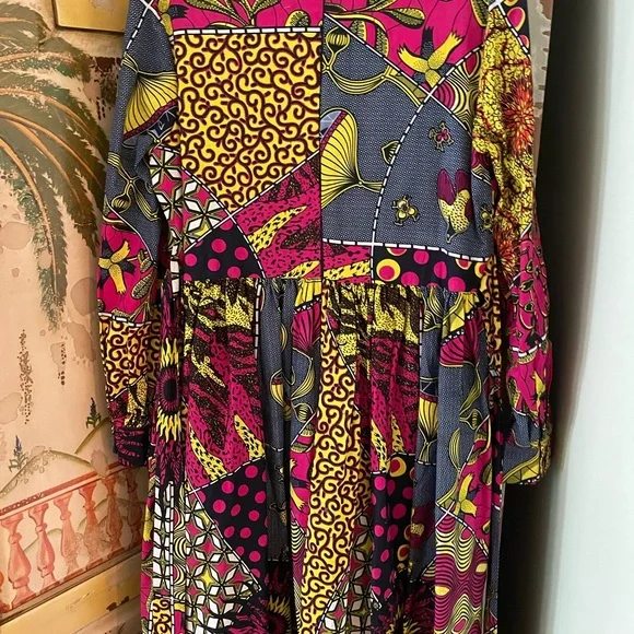 Dress/African - Picture 10 of 16